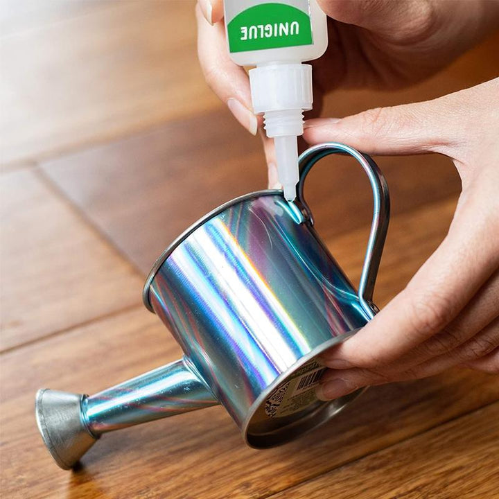 El Pegamento Universal Potente: Fuerte y Versátil