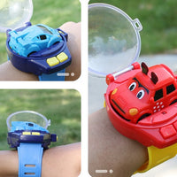 reloj con coche a control remoto